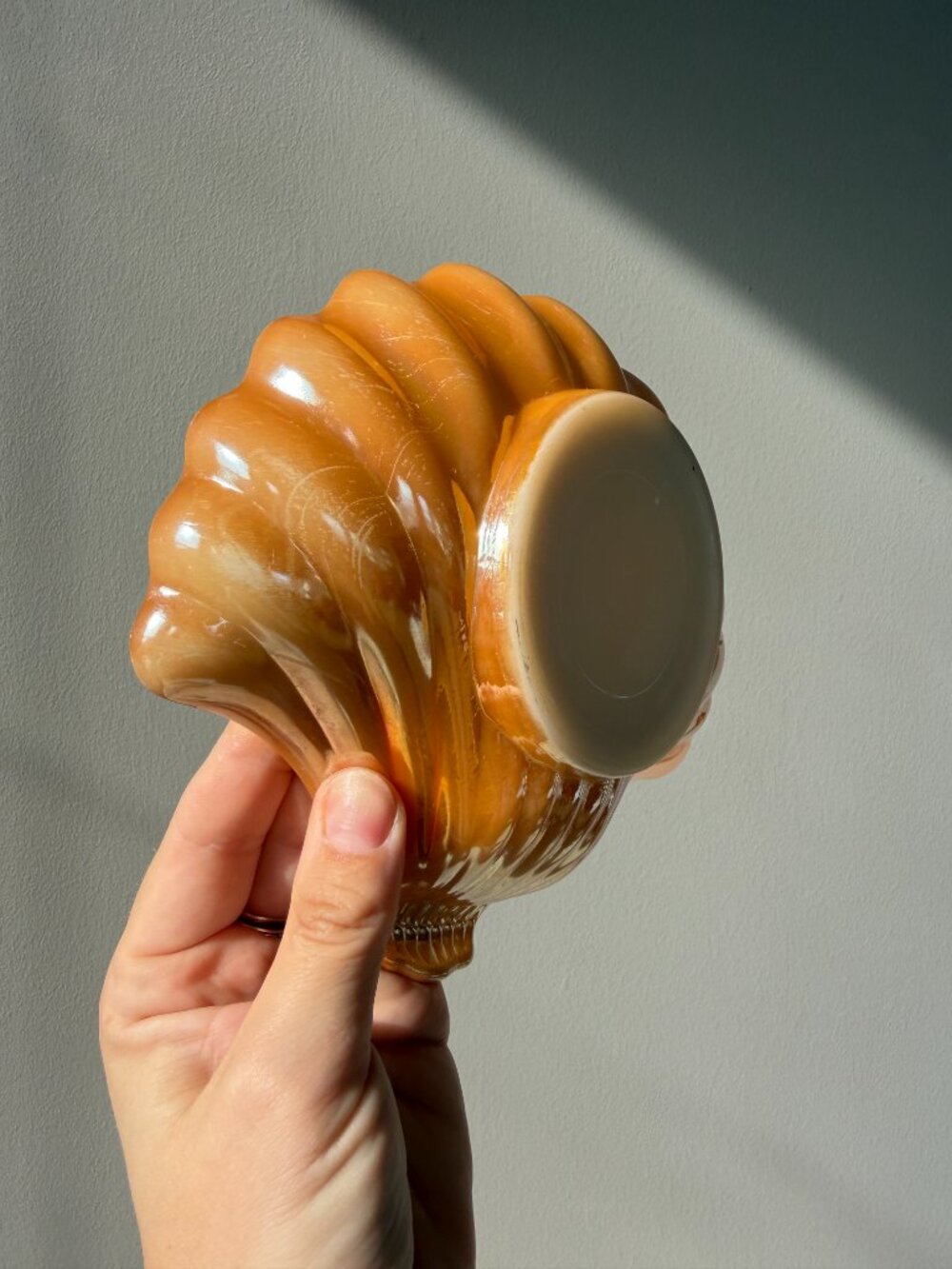 3/$30 🌟 Vintage Orange Fire King Lustreware Shell Dish - Picture 7 of 9